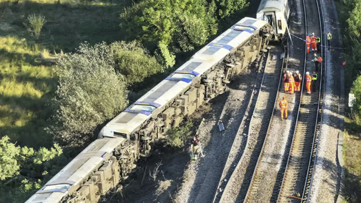 Anglia: Doi oameni grav răniți după deraierea unui tren în apropiere de Lewes. Aproximativ 150 de pasageri se aflau la bord