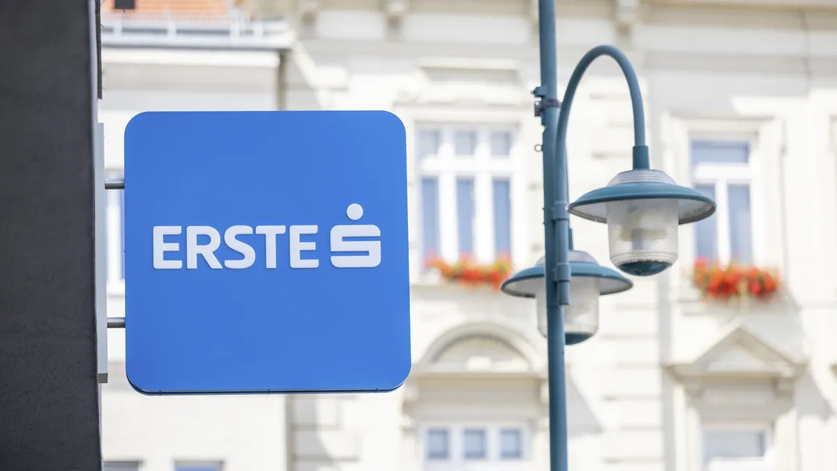 Erste Group despre România: S&P ar putea menține ratingul suveran, însă riscul unei retrogradări rămâne semnificativ