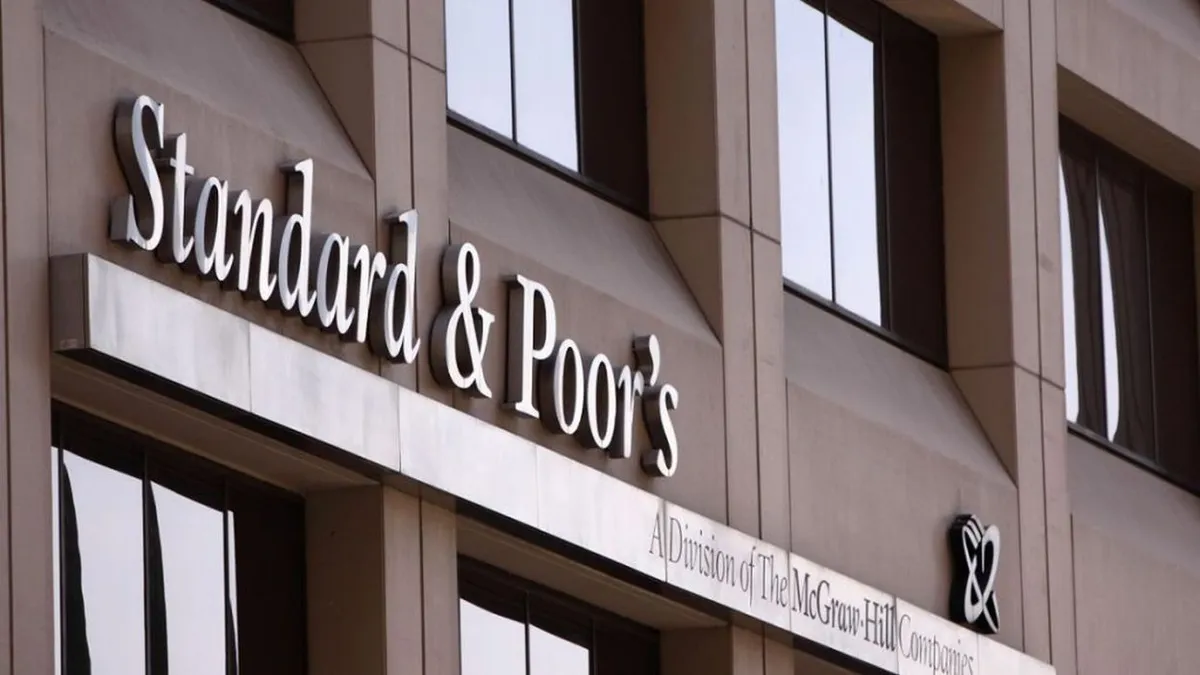 S&P evaluează România pe 2 octombrie. Analiștii Citi nu văd o retrogradare imediată, dar avertizează asupra riscurilor din 2027