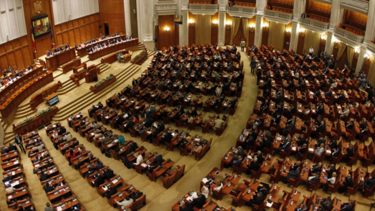 PNL, USR și AUR cer eliminarea votului online din Parlament: „Prezența fizică nu trebuie să fie opțională”