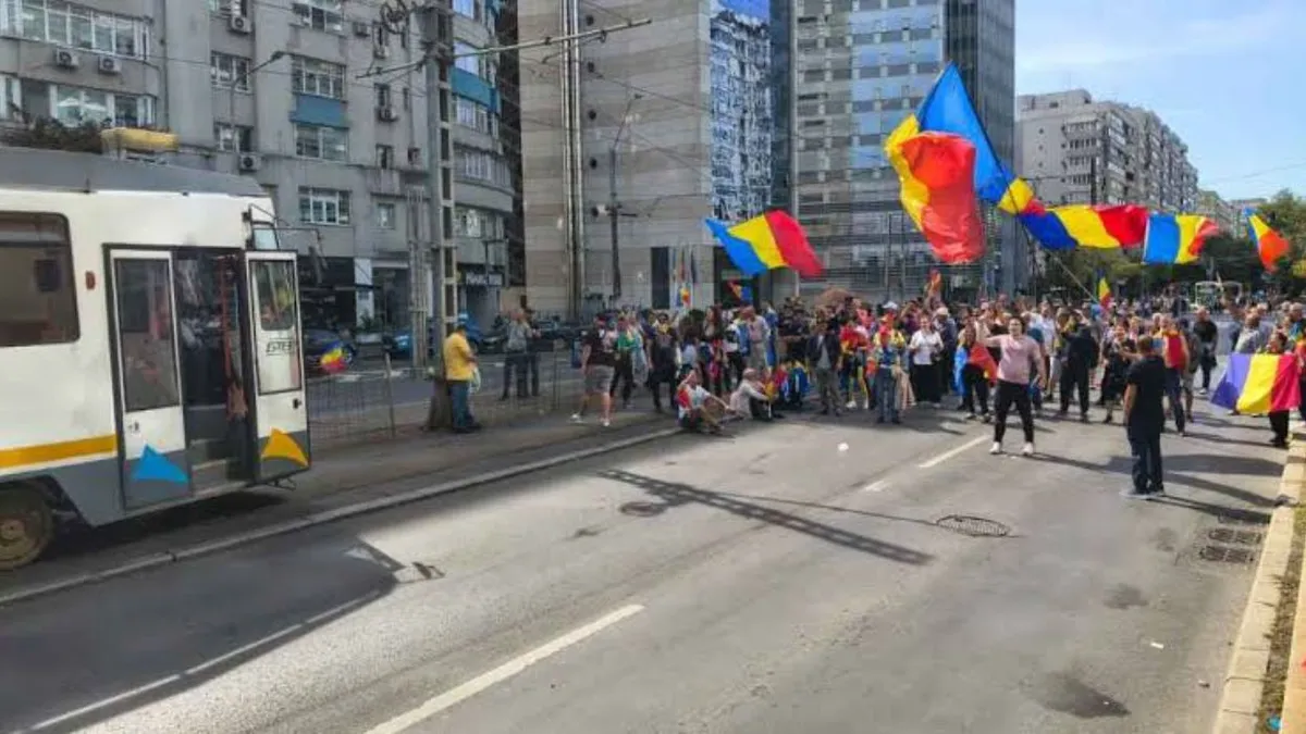 Amenzi de 11.000 de lei după incidente la protestul fermierilor din Piața Victoriei. Un bărbat avea spray lacrimogen