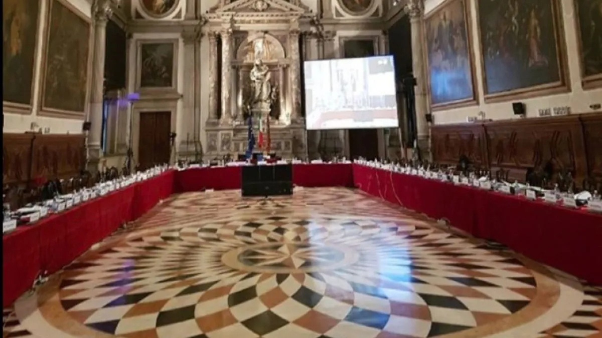 Comisia de la Veneția analizează în regim de urgență noua Lege ANI, contestată de USR pentru efectele retroactive