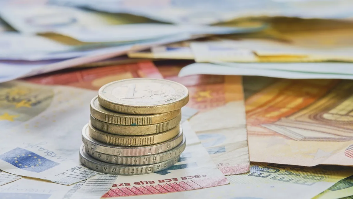 România ajunge la un deficit de cont curent de 7,8 miliarde de euro în T2/2026, cel mai mare din UE, arată Eurostat