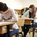 Elevii care promovează examenul de Bacalaureat ar putea susține din nou una dintre probe pentru mărirea notei