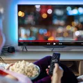 Două noi televiziuni apar pe piața din România. Iubitorii de filme vor fi cei mai încântați