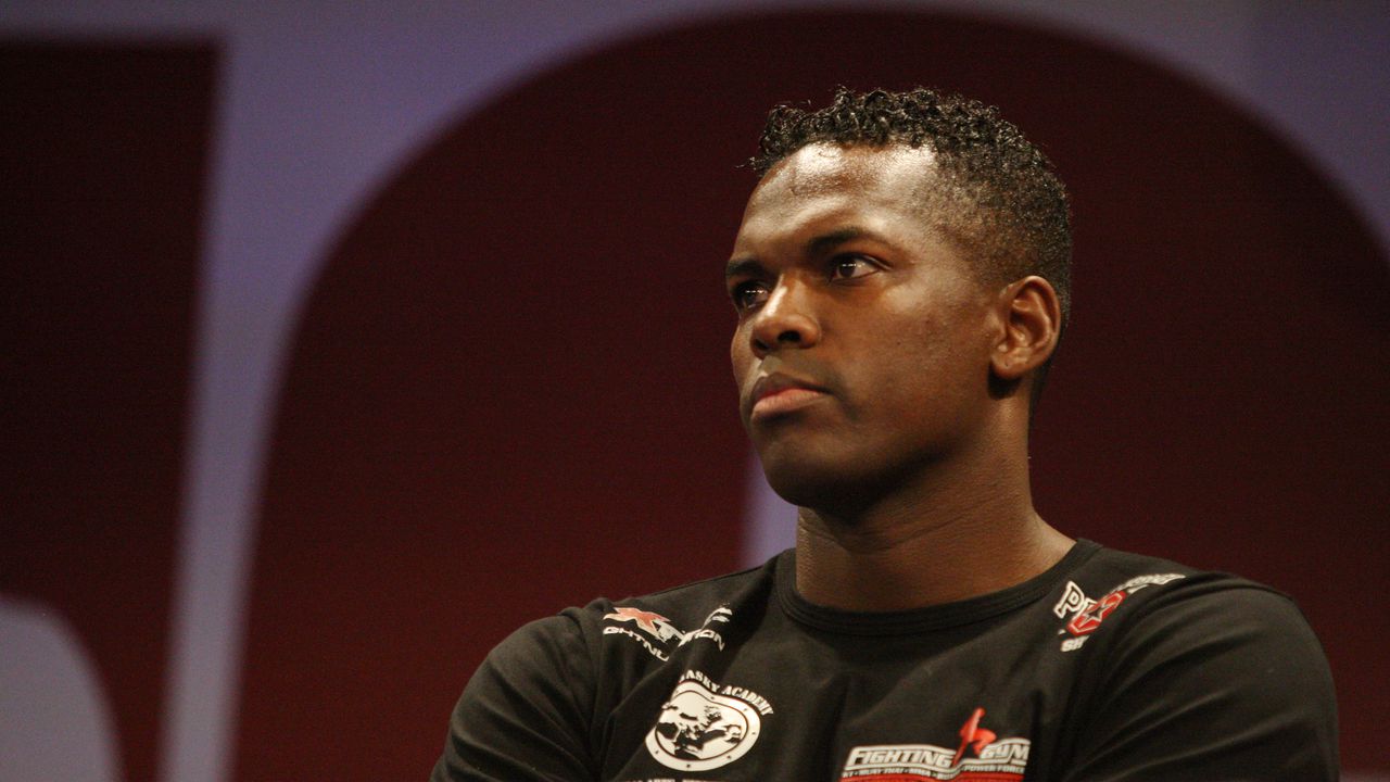 SUPERKOMBAT. Remy Bonjasky a sosit în România. Acţiune ...