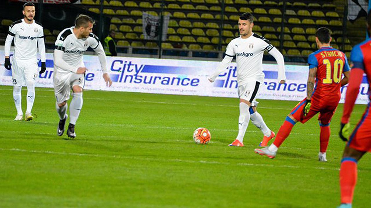 LIGA 1 LIVE VIDEO. Trei meciuri de Ziua Naţională a ...