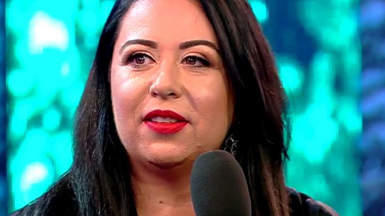 ŞOC ÎN SHOWBIZ. Oana Roman este grav bolnavă. Ochii ei ar ...