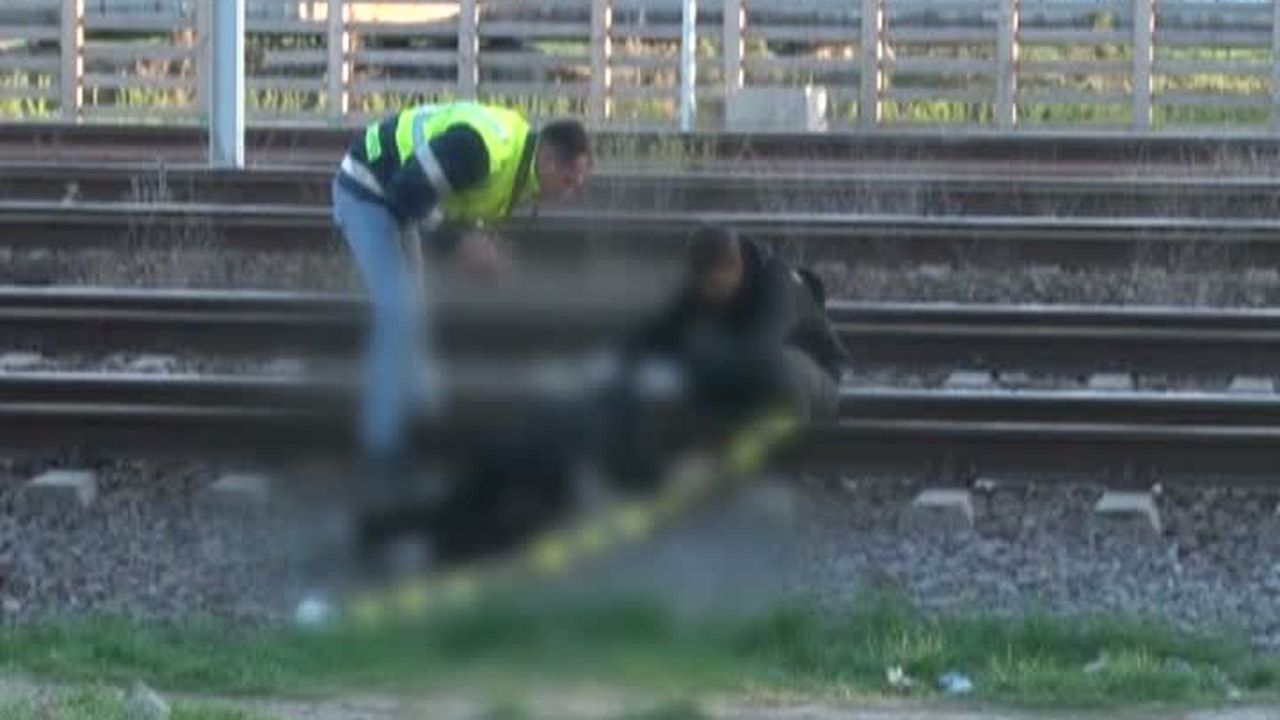 BÄƒrbat Decapitat De Tren In Gara De Vest Din Ploiesti