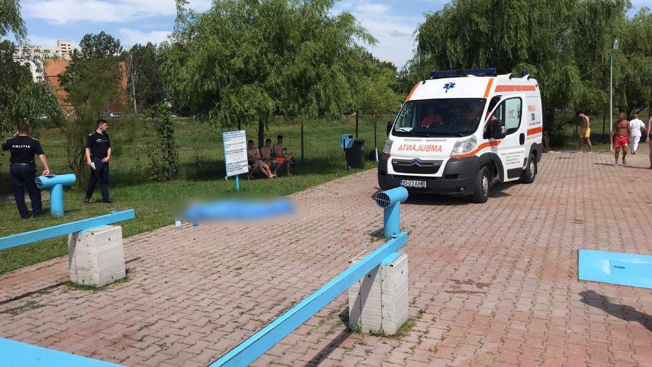 Un student din Ia?i s-a înecat la un ?trand. Ie?ise s? s?rb?toreasc?