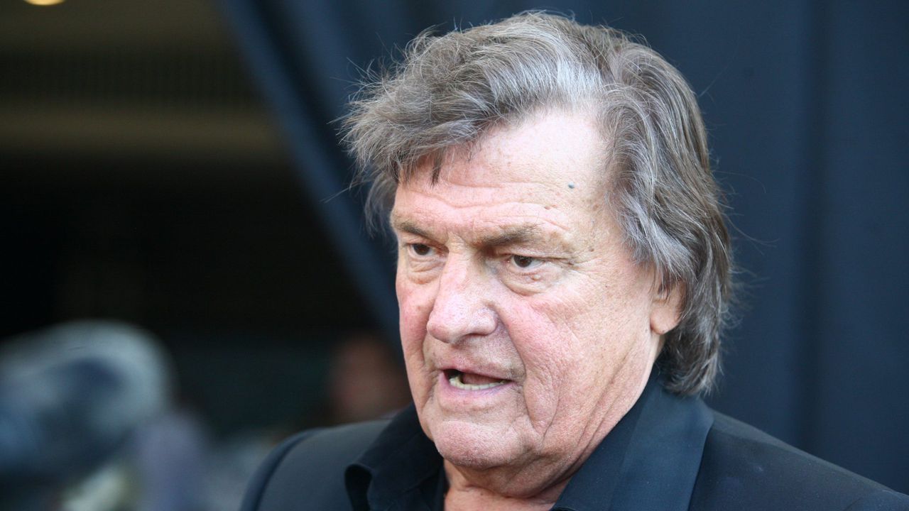 Florin Piersic, izolat la domiciliu. Actorul a fost ...