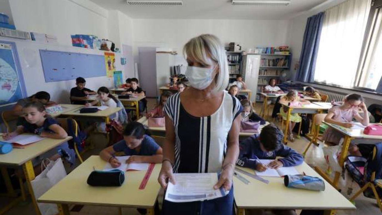 Scoli Deschise In Ianuarie Varianta Cea Mai ProbabilÄƒ LuatÄƒ In Calcul De AutoritÄƒÈ›i