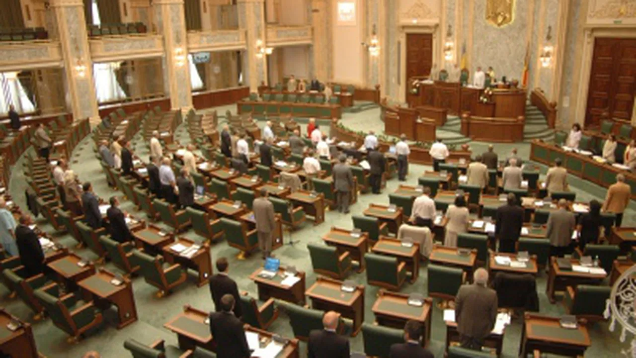 Opoziţia a refuzat dezbaterea Legii asistenţei sociale, iar şedinţa Senatului a fost suspendată