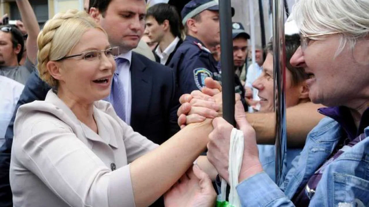 Ce le transmite din închisoare Iulia Timoşenko susţinătorilor săi