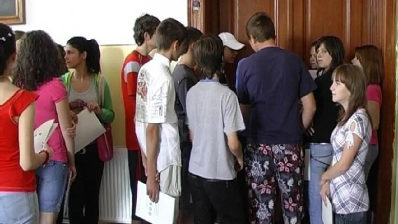 Rezultate Admitere 2012 Facultatea De StiinÅ£e Politice A Afisat Rezultatele Vezi Lista