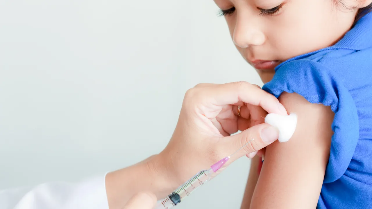 O cincime din copiii de pe glob nu primesc vaccinurile care le pot salva viaţa
