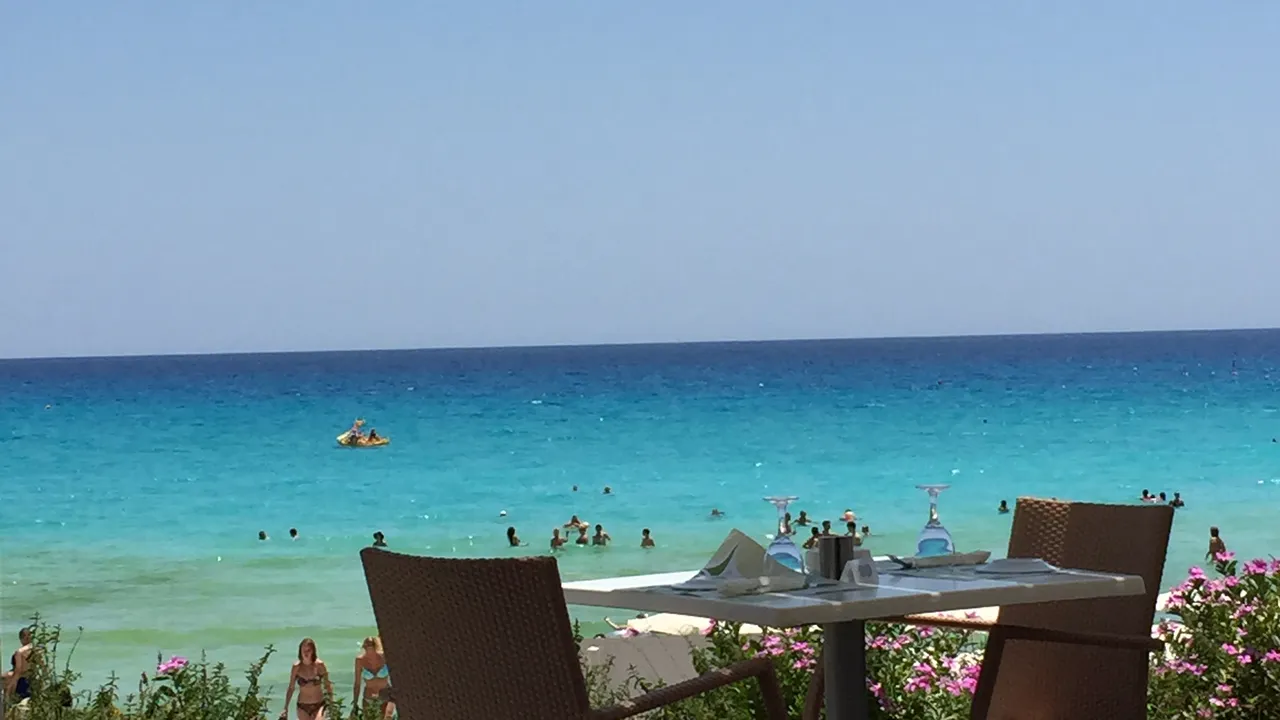 Vouchere De VacanÅ£Äƒ De 6 300 De Lei Pentru SalariaÅ£i Unde Le Pot Folosi