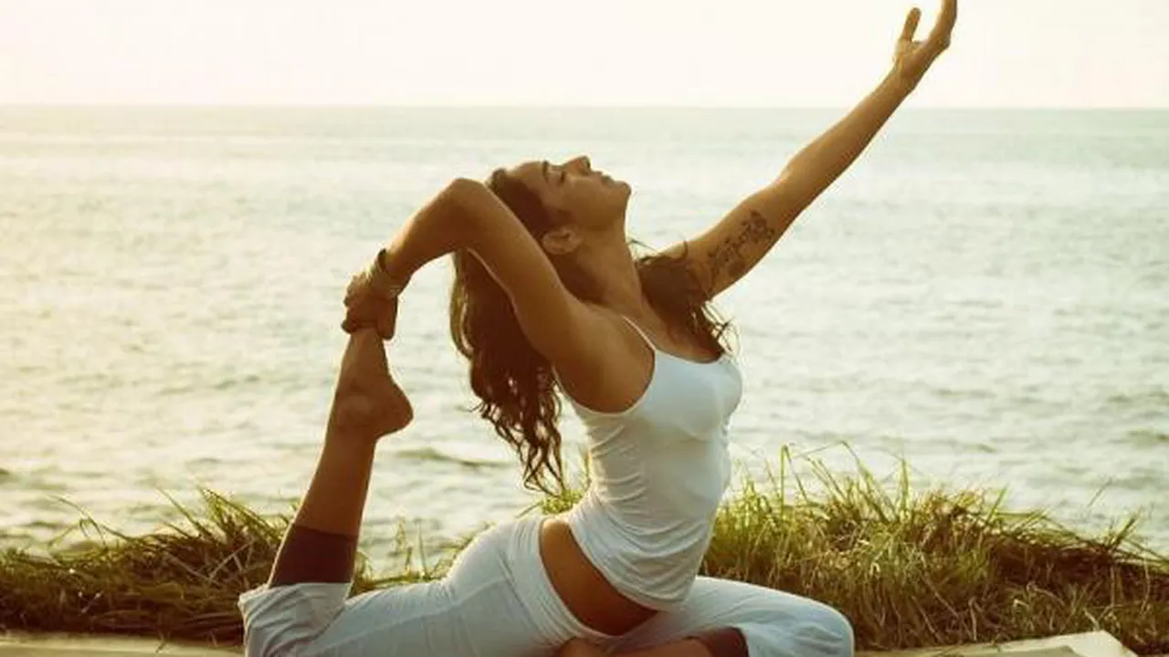 Recomandările profesorului de yoga Dana Ţupa: 6 sfaturi pentru a îmbătrâni frumos!