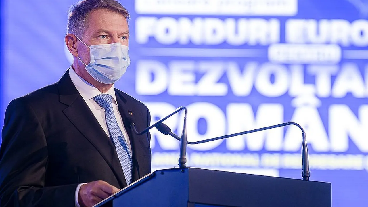 Klaus Iohannis, apel la români cu o seară înaintea alegerilor. Îndemnul la vot scris cu fontul și culorile PNL