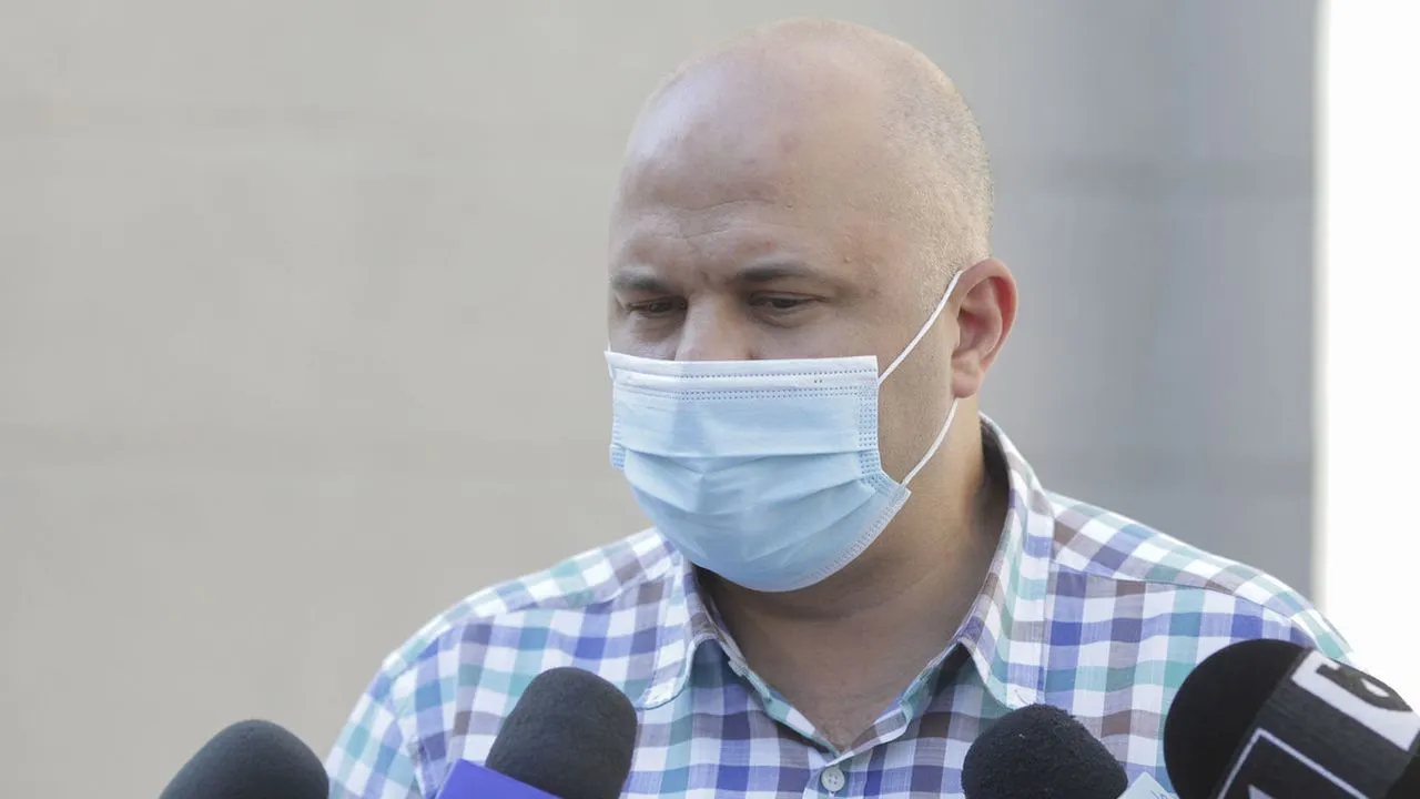 EXCLUSIV Emanuel Ungureanu îi ia apărarea lui Vlad Voiculescu în scandalul de la Spitalul Foişor. Cine sunt adevăraţii vinovaţi