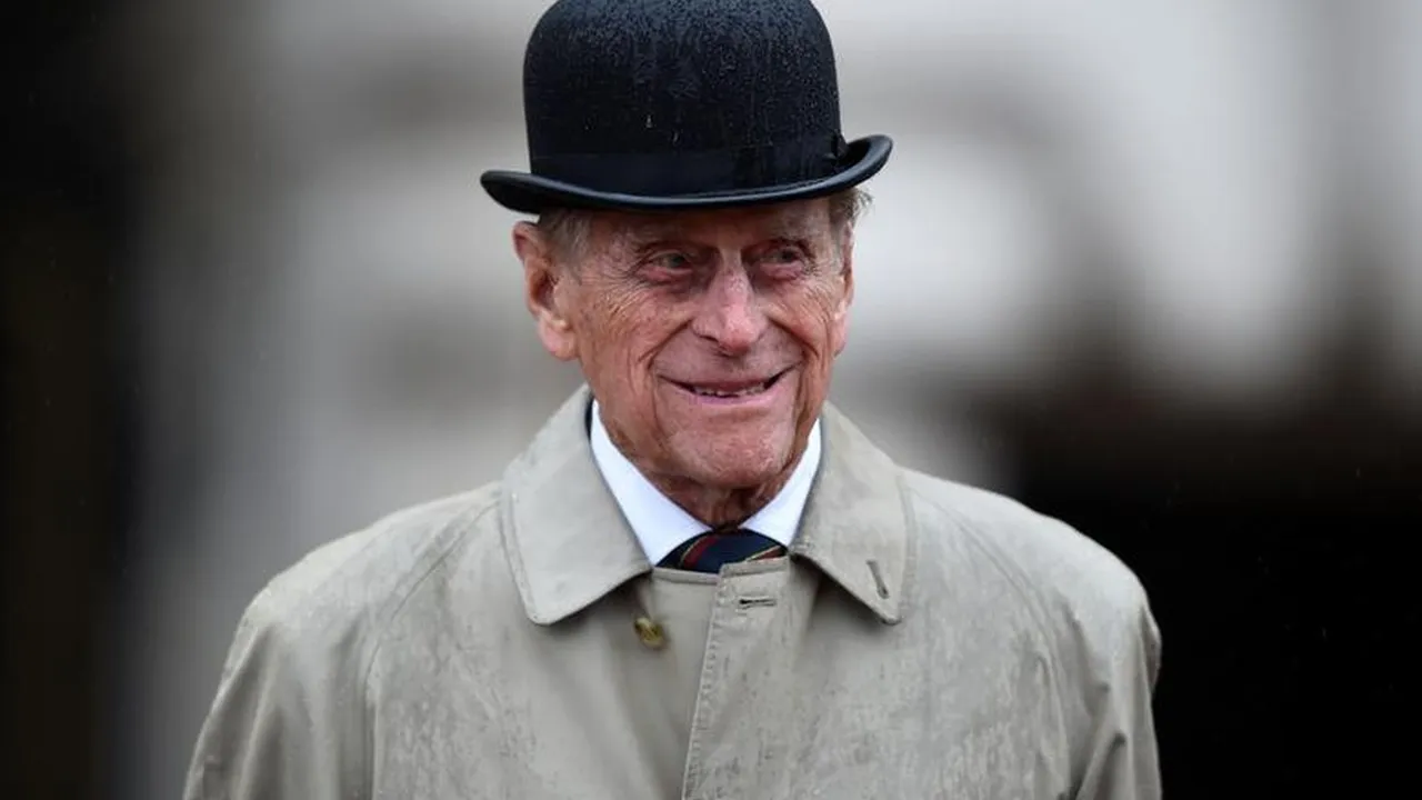 Prinţul Philip al Marii Britanii este omagiat de britanici la Palatul Buckingham LIVE VIDEO