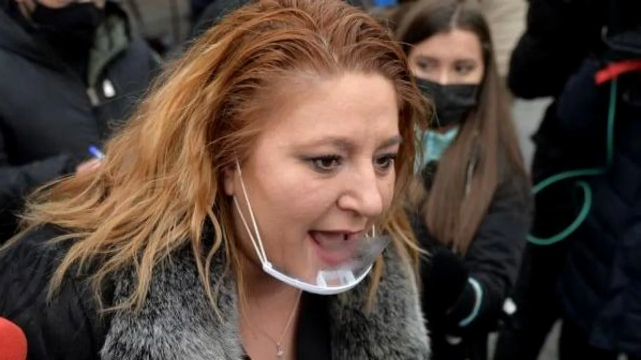 Diana șoșoacă studii