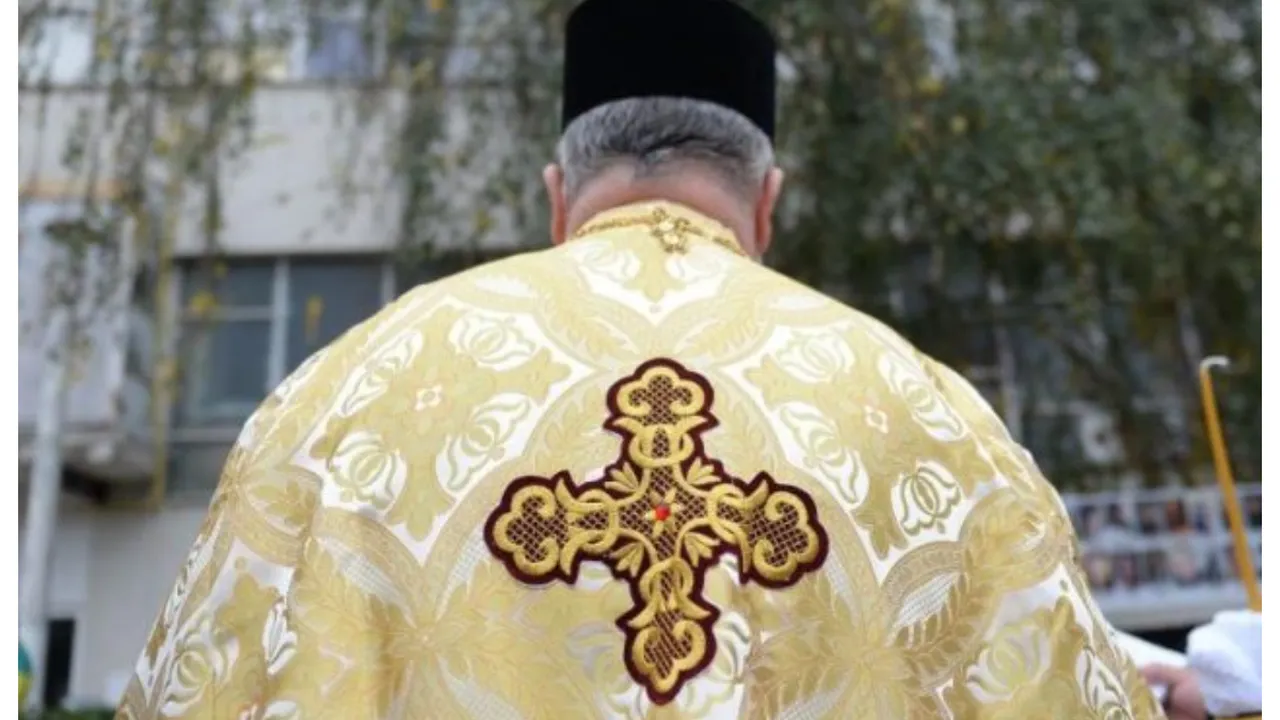 Anchetă de amploare în Alba Iulia. Un preot cu COVID ar fi participat la două botezuri, o înmormântare și ar fi ținut și o slujbă