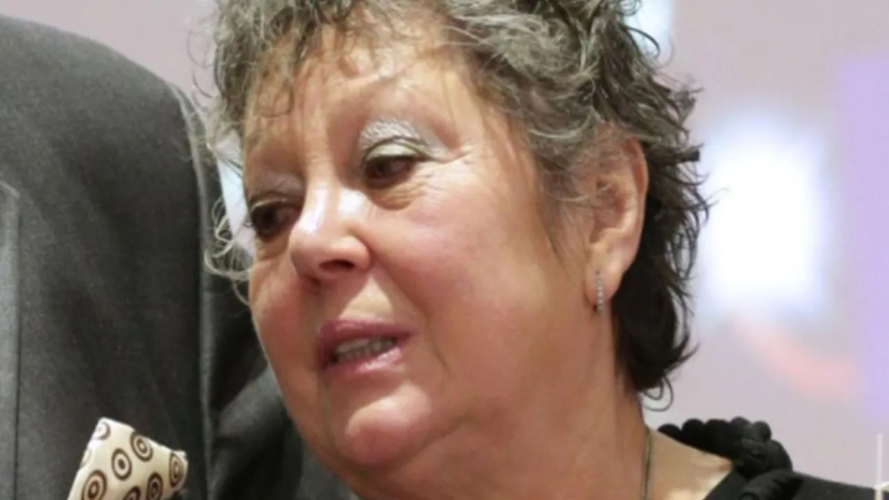 Anca Pandrea De Urgenţă La Spital După Ce A Leșinat Pe Stradă Afecţiunea De Care Suferă