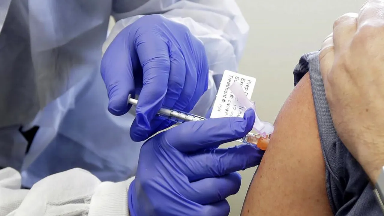 BILANȚ VACCINARE 28 OCTOMBRIE 2021. Ritmul de vaccinare rămâne alert. Peste jumătate de milion de români s-a imunizat cu prima doză în ultima săptămână