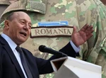 Traian Băsescu dă de pământ cu tinerii din România: Avem nevoie de stagiu militar obligatoriu