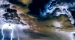 Alertă meteo de la ANM. Furtuni violente, ploi torențiale și vânt puternic în nouă județe