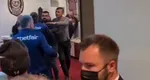 Bătaie în vestiarul lui CFR Cluj, după înfrângerea cu Steaua Roşie Belgrad. Scenele au fost filmate de sârbi VIDEO