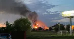Incendiu violent marţi seară. Fumul şi flăcările se văd de la 10 km VIDEO