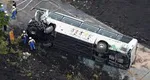 Accident horror, 21 morţi după ce un autocar a căzut într-un canal VIDEO