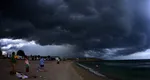 Furtuni violente și inundații în România. Alertă meteo COD GALBEN de ploi și vijelii după cel mai lung val de caniculă. Este vizat și litoralul. De când revine căldura sufocantă