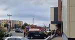 Alertă de incendiu la mall-ul din Targu Jiu. Oamenii au fost evacuaţi, pompierii au aflat sursa alarmei