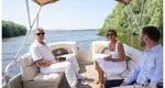 Klaus Iohannis, excursie cu barca în Deltă! ”Este un loc cu frumuseți aproape inimaginabile. Vă recomand tuturor să veniți să le vedeți”