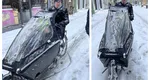 Fotografia începutului de an. Iulian Bulai „a parcat calul” şi dă pedale la bicicletă prin zăpadă: „Aşa era şi la noi”