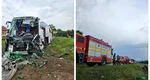Accident grav în Sibiu. Un autocar cu 57 de pasageri și un TIR s-au ciocnit violent