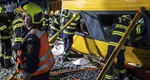 Patru morți și zeci de răniți în Cehia după ce un tren de marfă s-a ciocnit frontal cu unul de călători
