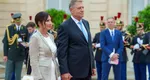 Klaus Iohannis decorează liceul unde a fost profesor și unde Carmen Iohannis încă predă