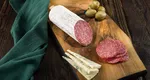Adevărul despre mezeluri. Ce conține, de fapt, salamul care rezistă mult timp. Sorin Minea: „Nu-l mâncați, pentru că este o carne fiartă”