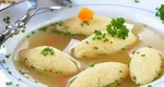 Ce pun gospodinele din Moldova în supa de găluște la final. Ingredientul secret care o face și mai gustoasă