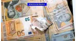 Bani falși puși în circulație în România. Cum verificăm bancnotele