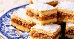 Plăcinta cu mere de post „12 linguri”, desertul delicios care se prepară cât ai bate din palme. Secretul unei texturi crocante