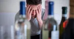 STUDIU: Mâinile tale spun totul despre dependența la alcool. La ce detaliu trebuie să fii atent
