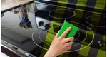 Cum să cureți aragazul electric. Scapă de petele de grăsime cu produse pe care le ai acasă