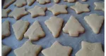 Biscuiți pentru Moș Crăciun făcuți din trei ingrediente. Sunt gata în 20 de minute