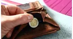 O monedă banală îţi poate aduce o mică avere. Eroarea care o face preţioasă