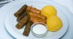 Ce se întâmplă în corp atunci când mănânci sarmale cu mămăligă și smântână. Mulți români aleg această combinație, însă nu știu riscurile la care se expun
